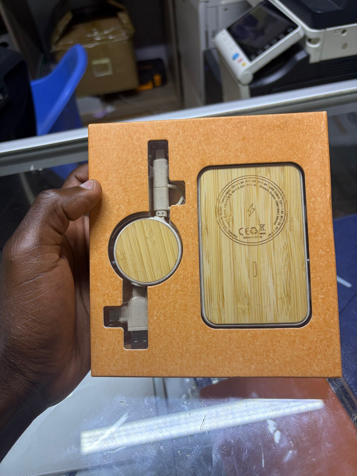 Wooden Magsafe Powerbank.